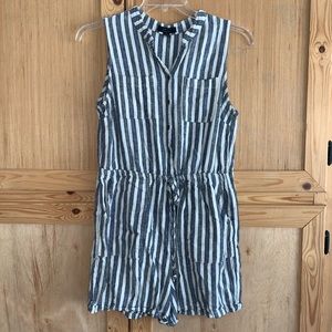 Kelly Renee striped beachy linen blend romper shortall size L